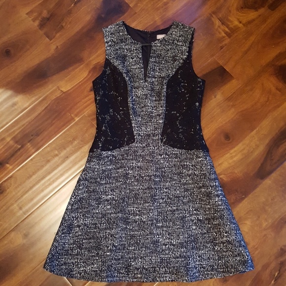 Banana Republic Tweed & Lace a-line dress - Picture 2 of 8